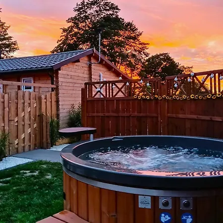 別荘 Miodowe Lato Nad Morzem Z Jacuzzi - Balia Z Hydromasazem I Basen